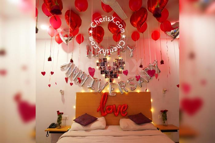 How to decorate room for anniversary celebration