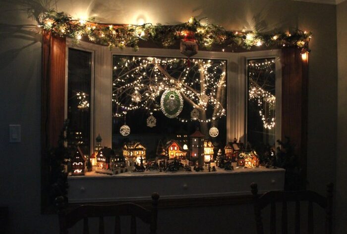 How to decorate your windows for christmas