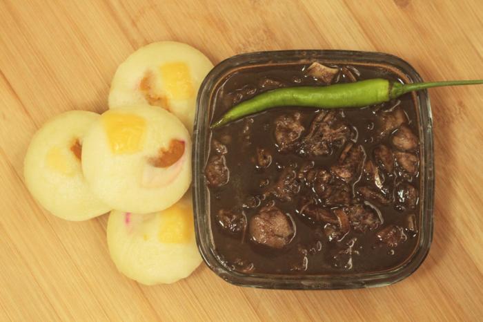 How to cook dinuguan bicol style