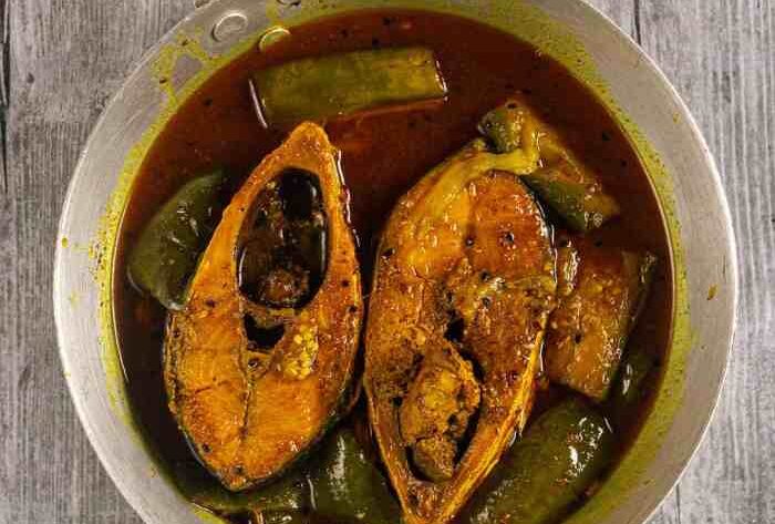 How to cook hilsa fish curry bengali style