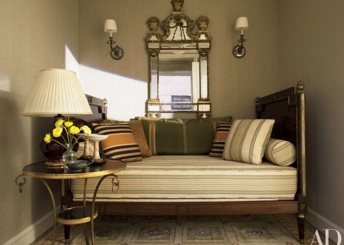 How to decorate a room with a daybed